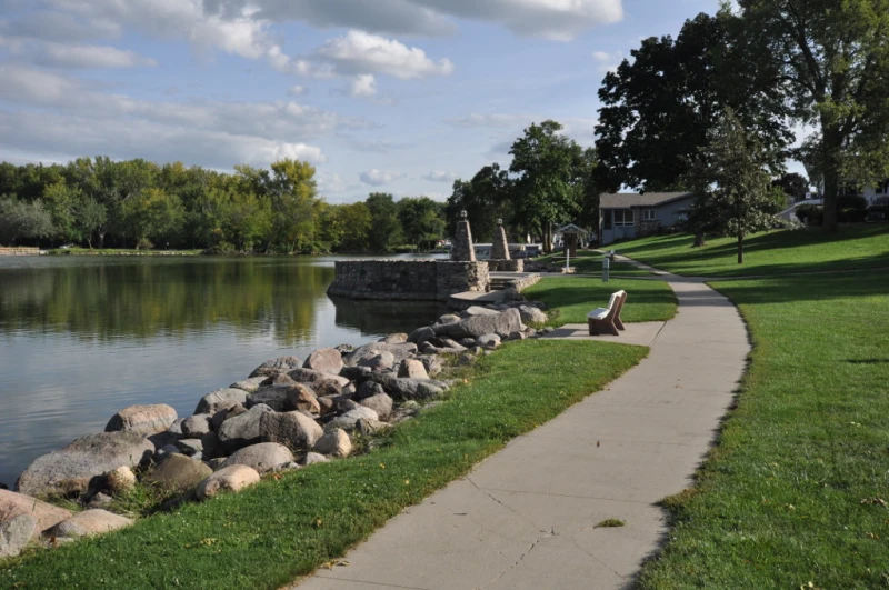 Lakeside Commons Park - Toursian