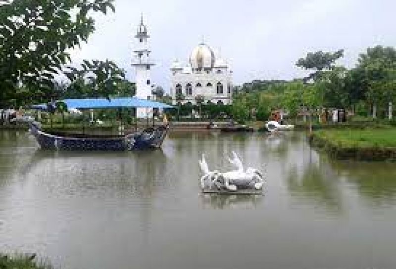 Chandra Mahal Eco Park - Toursian