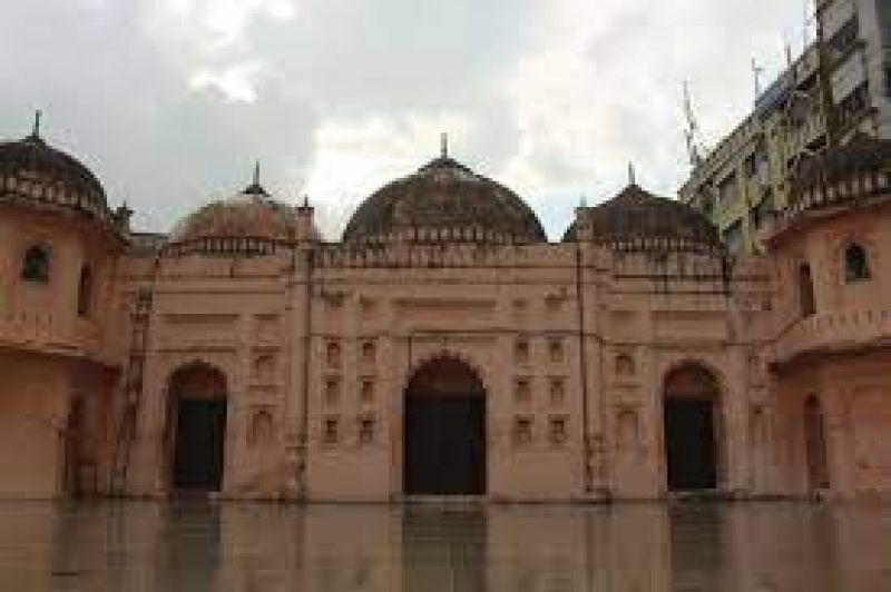 Saat Gombuj Jaame Masjid - Toursian