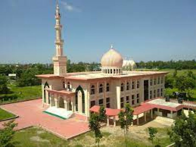 Kurigram Central Mosque - Toursian