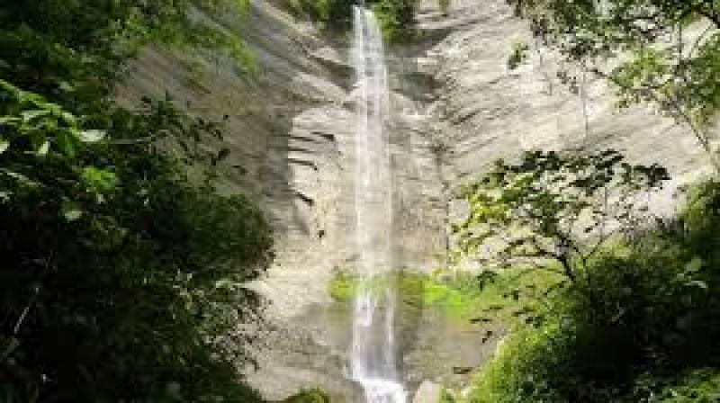 Langlok Waterfall - Toursian