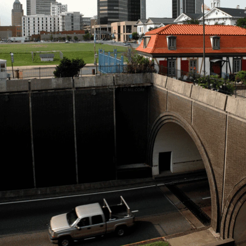 George Wallace Tunnel - Toursian