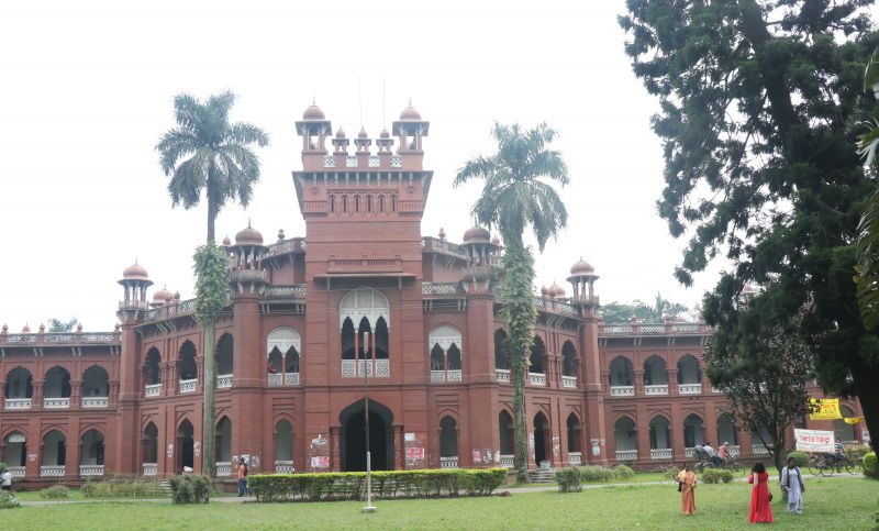 Curzon Hall, Dhaka University - Toursian