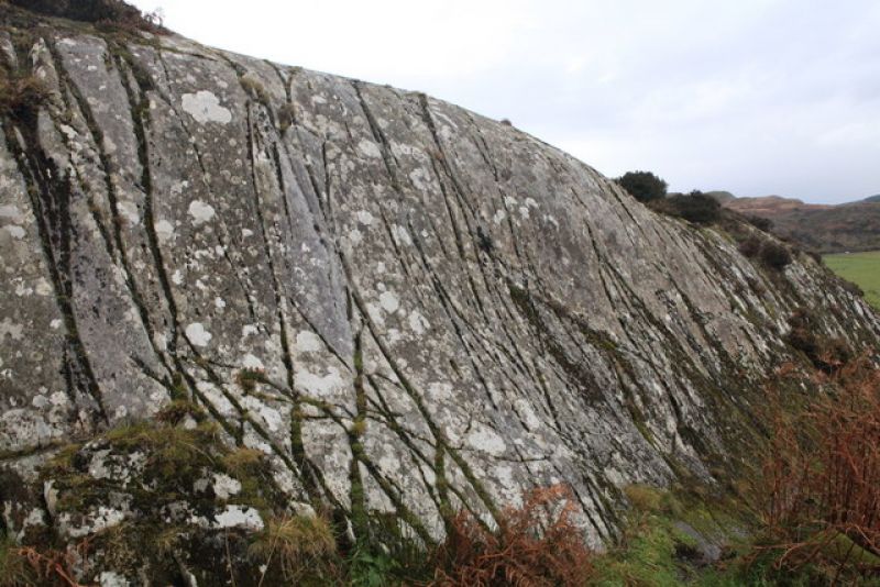 Glacial Grooves - Toursian